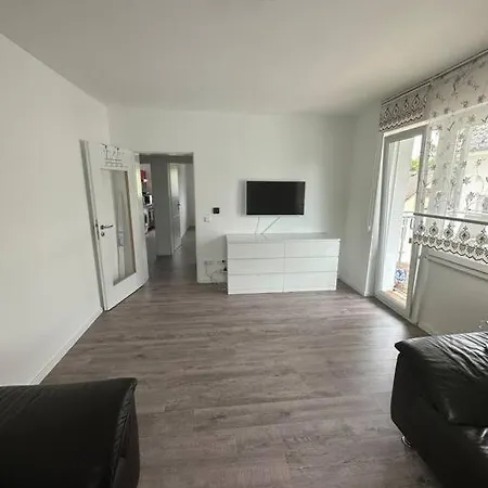 Charmante 2-zimmer Wohnung.